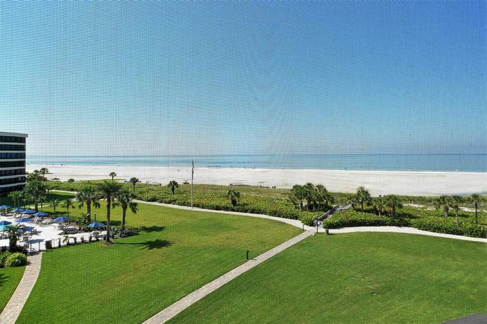 Image No.42-2 Bed Property for sale