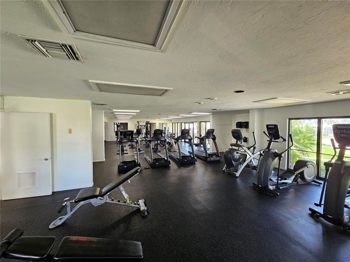 Image No.55-2 Bed Property for sale