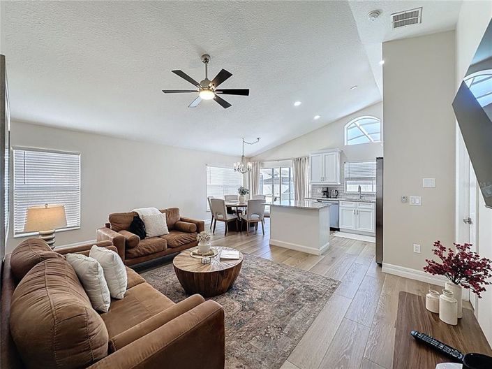 Image No.14-3 Bed Property for sale