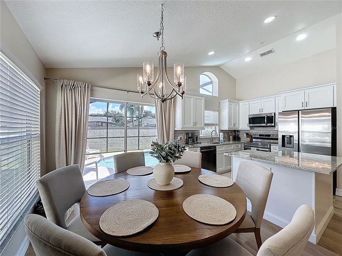 Image No.17-3 Bed Property for sale