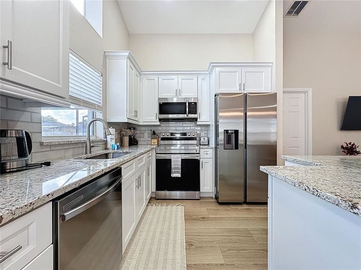 Image No.20-3 Bed Property for sale