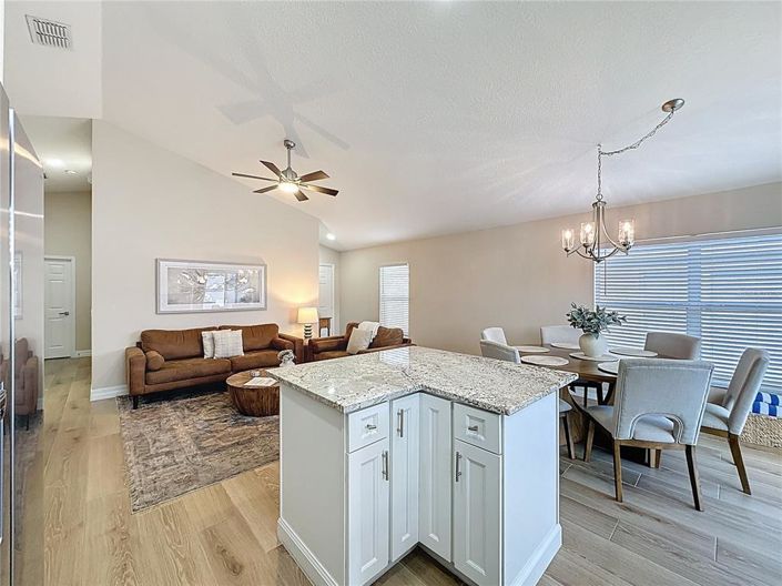 Image No.23-3 Bed Property for sale