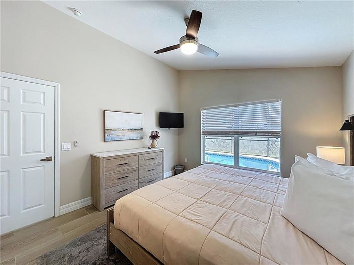 Image No.26-3 Bed Property for sale