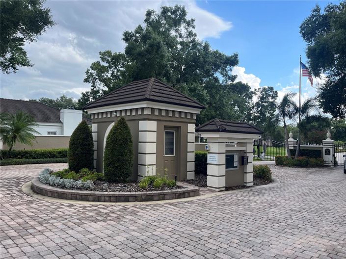 Image No.12-3 Bed Property for sale