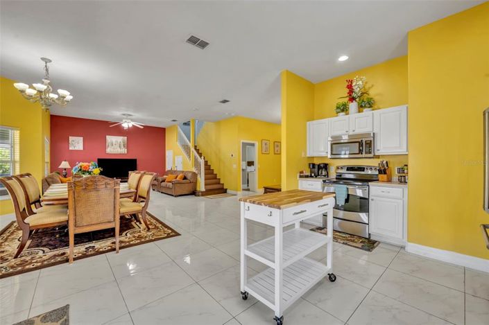 Image No.13-6 Bed Property for sale