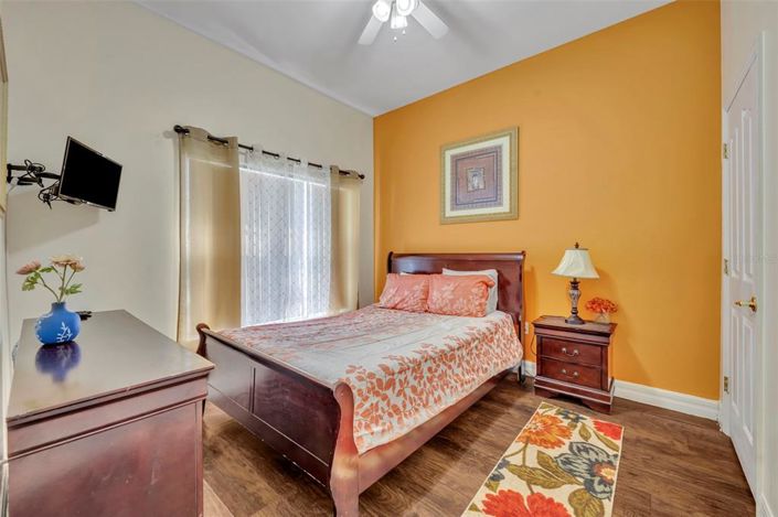 Image No.15-6 Bed Property for sale