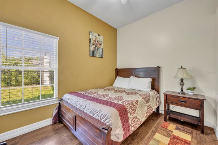 Image No.16-6 Bed Property for sale