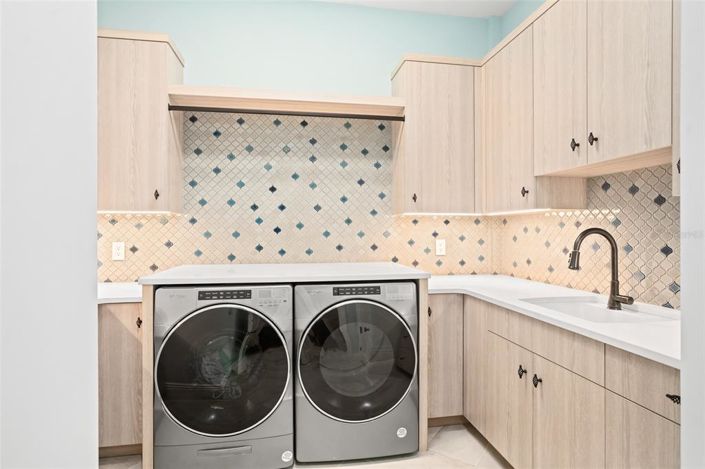 Image No.34-5 Bed Property for sale