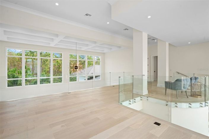 Image No.39-5 Bed Property for sale