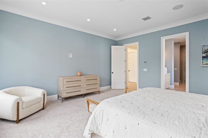 Image No.41-5 Bed Property for sale