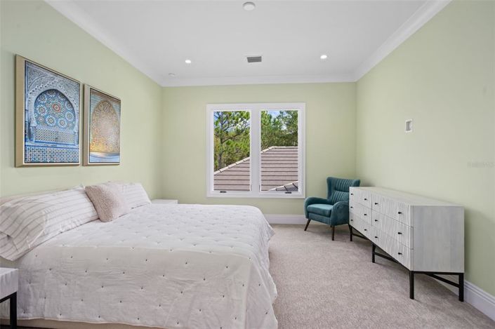 Image No.45-5 Bed Property for sale