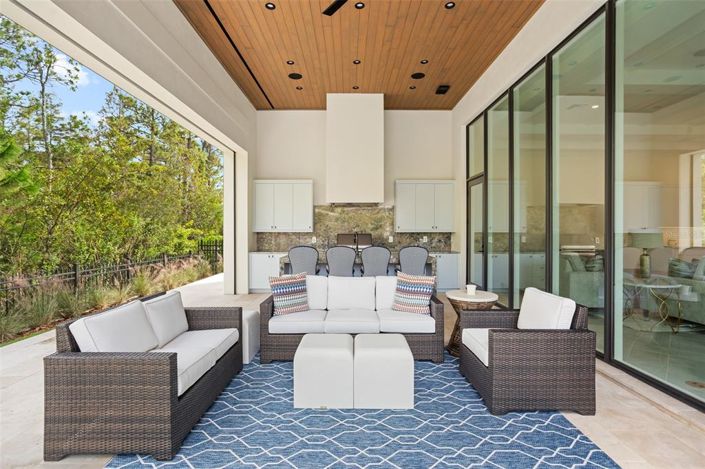 Image No.49-5 Bed Property for sale