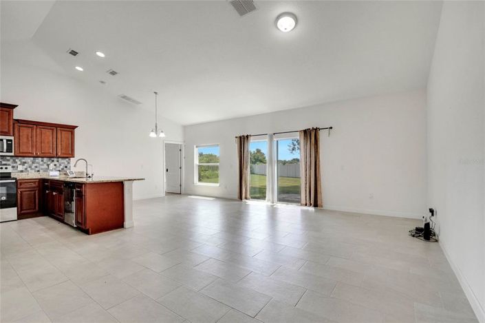 Image No.5-4 Bed Property for sale