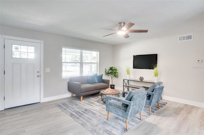 Image No.12-4 Bed Property for sale