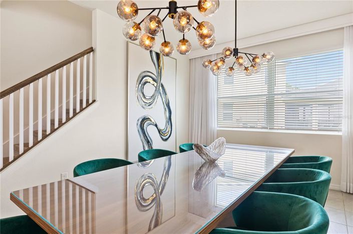 Image No.19-9 Bed Property for sale