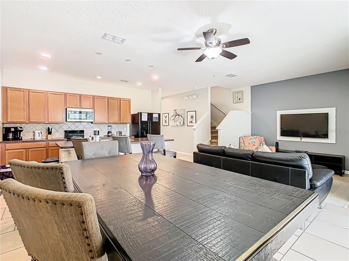 Image No.23-4 Bed Townhouse for sale