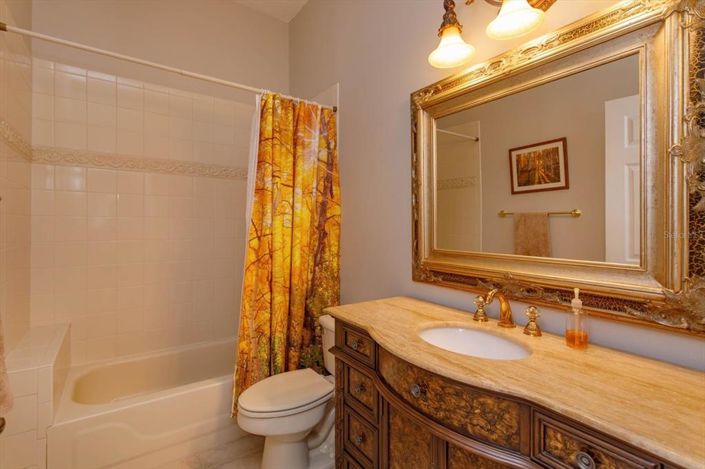 Image No.23-3 Bed Property for sale