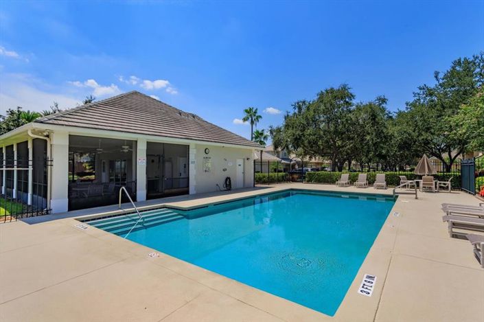 Image No.31-3 Bed Property for sale