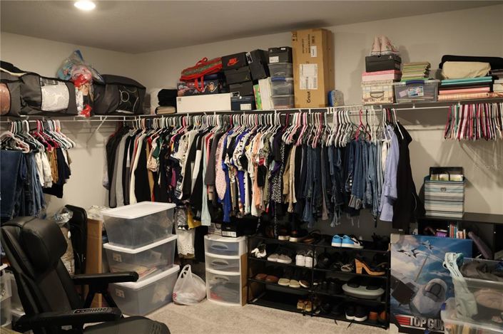 Image No.19-5 Bed Property for sale