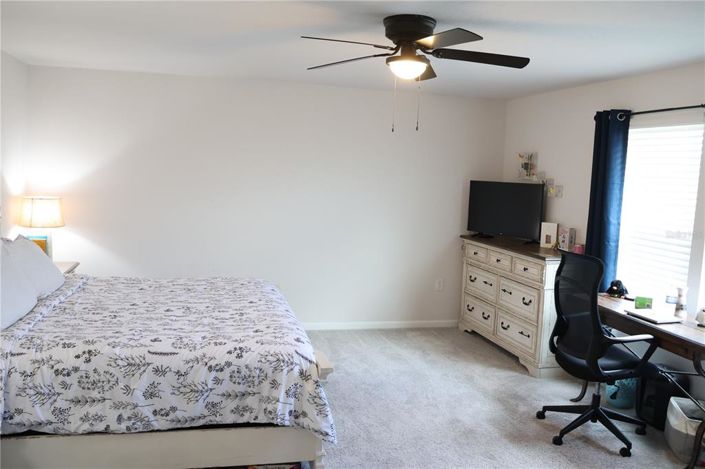 Image No.22-5 Bed Property for sale