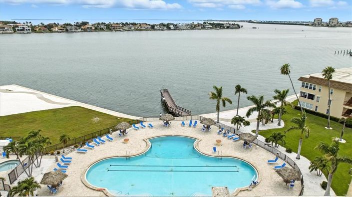 Image No.26-2 Bed Property for sale