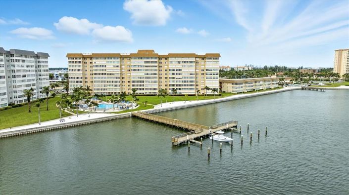 Image No.29-2 Bed Property for sale