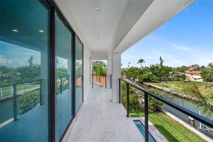 Image No.18-4 Bed Property for sale