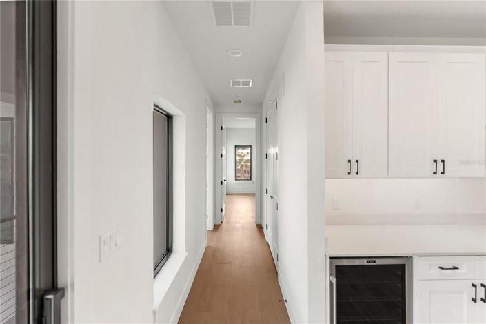 Image No.72-4 Bed Property for sale