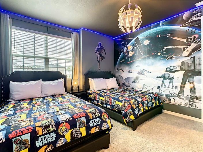 Image No.62-10 Bed Property for sale