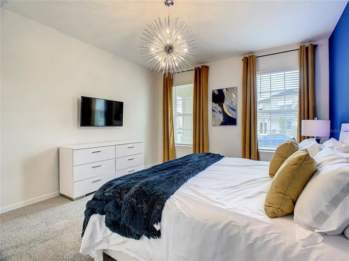 Image No.79-10 Bed Property for sale