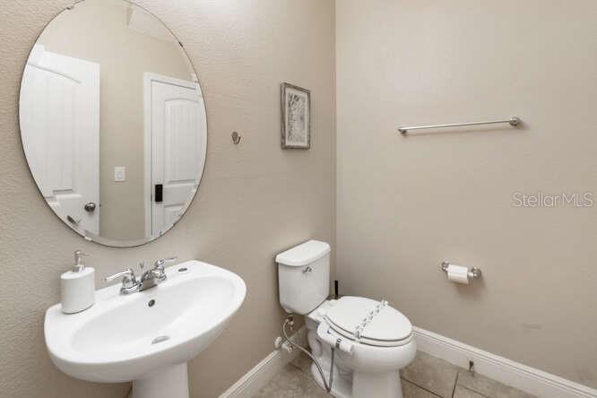 Image No.17-6 Bed Property for sale