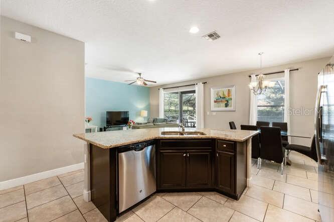 Image No.9-6 Bed Property for sale