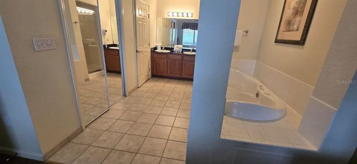 Image No.4-3 Bed Property for sale