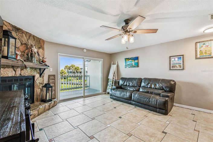 Image No.4-Propriété de 2 chambres à vendre à Treasure Island