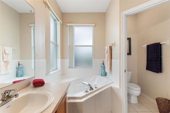 Image No.34-4 Bed Property for sale