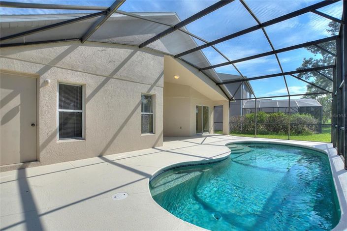 Image No.8-Propriété de 4 chambres à vendre à Haines City