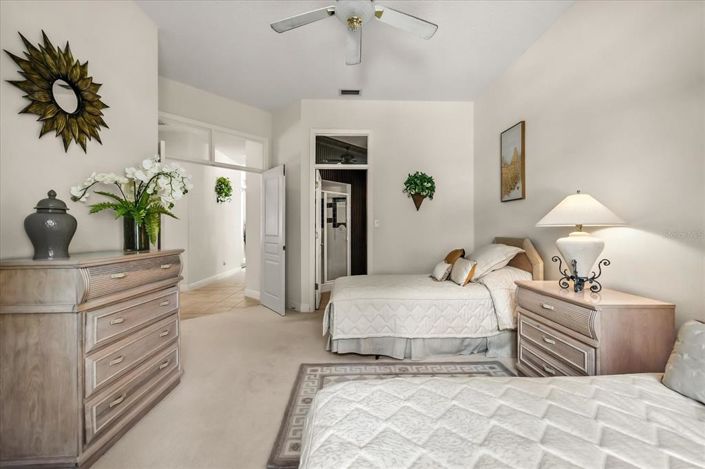 Image No.48-4 Bed Property for sale