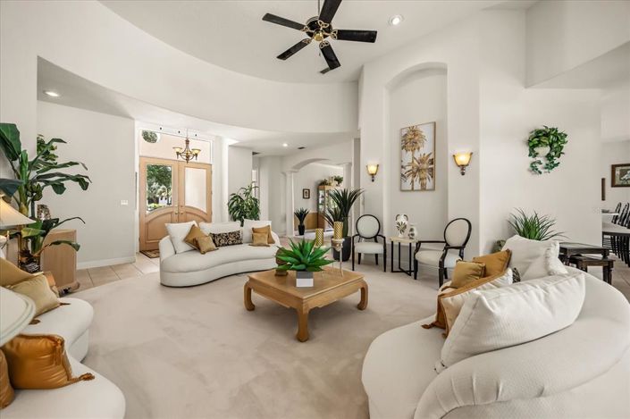 Image No.5-4 Bed Property for sale