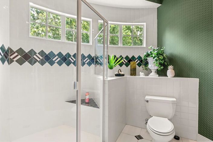 Image No.53-4 Bed Property for sale