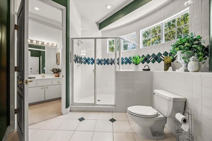 Image No.54-4 Bed Property for sale