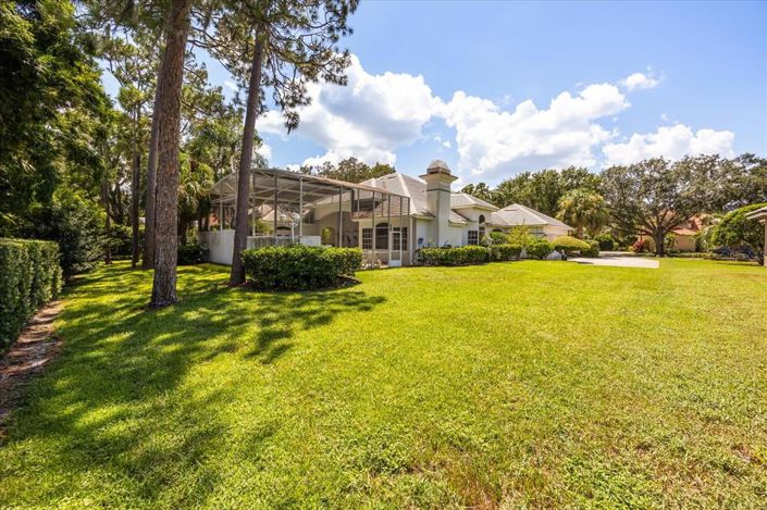 Image No.6-4 Bed Property for sale