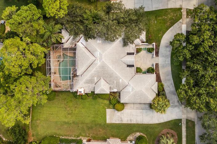 Image No.60-4 Bed Property for sale