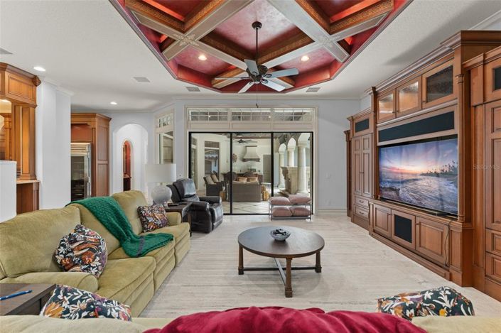 Image No.16-3 Bed Property for sale