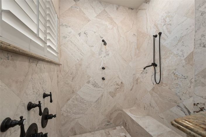 Image No.25-3 Bed Property for sale