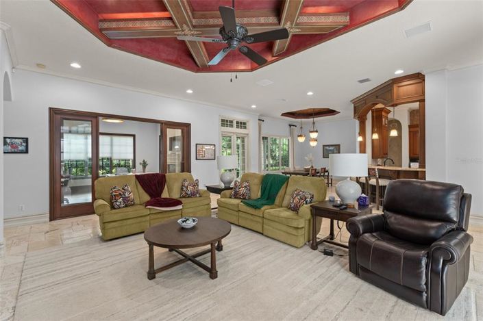 Image No.7-3 Bed Property for sale