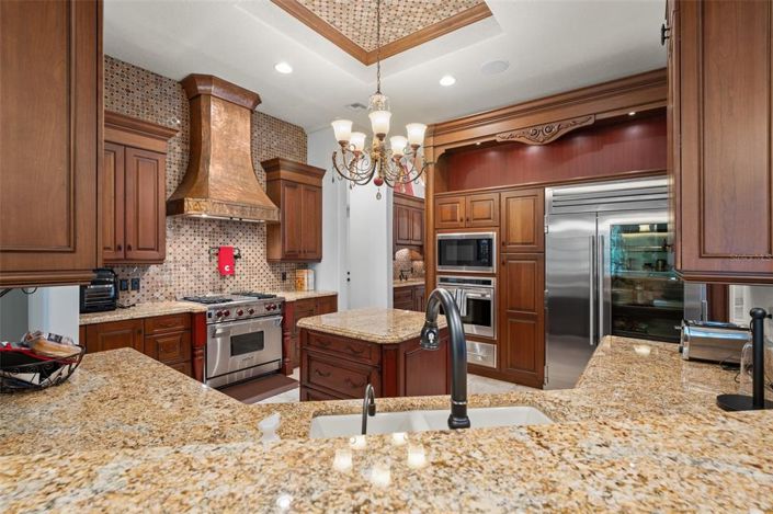 Image No.9-3 Bed Property for sale