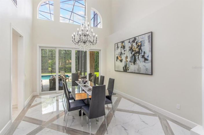 Image No.13-5 Bed Property for sale