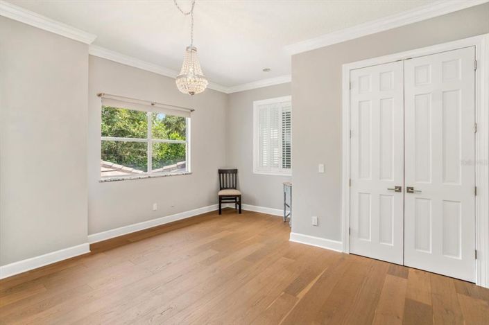 Image No.33-5 Bed Property for sale