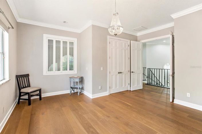 Image No.34-5 Bed Property for sale