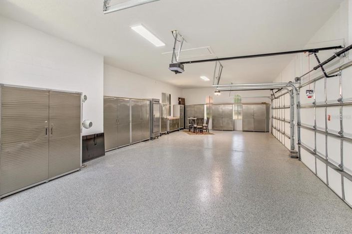 Image No.40-5 Bed Property for sale